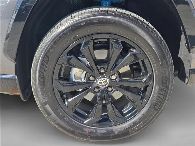 Photo of 2025 Magnetic Gray Metallic Toyota RAV4 Hybrid