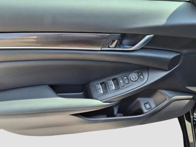 Photo of 2022 Crystal Black Pearl Honda Accord