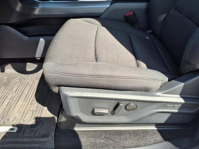 Photo of 2025 Oxford White Ford F-150
