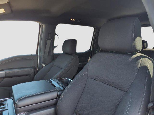 Photo of 2025 Oxford White Ford F-150