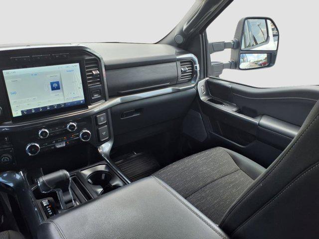 Photo of 2023 Iconic Silver Metallic Ford F-150