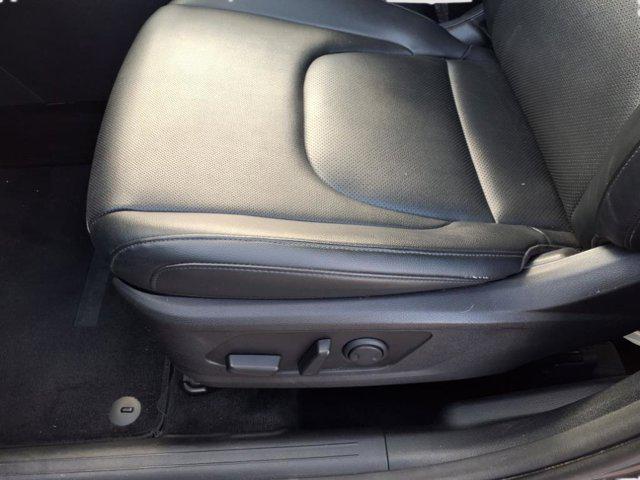 Photo of 2023 Gravity Gray Kia Sportage