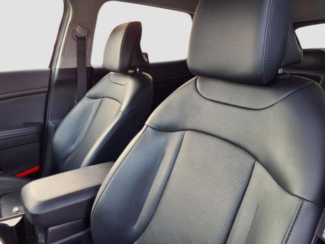 Photo of 2023 Gravity Gray Kia Sportage