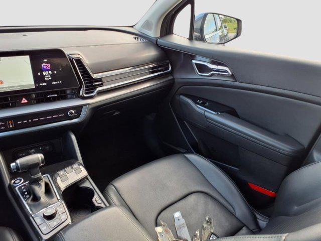 Photo of 2023 Gravity Gray Kia Sportage