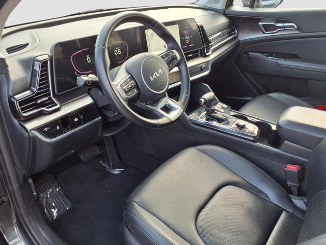 Photo of 2023 Gravity Gray Kia Sportage