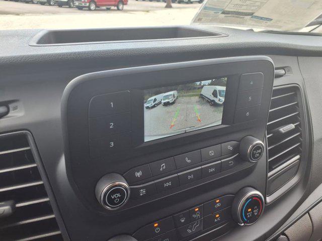 Photo of 2025 Oxford White Ford Transit-350