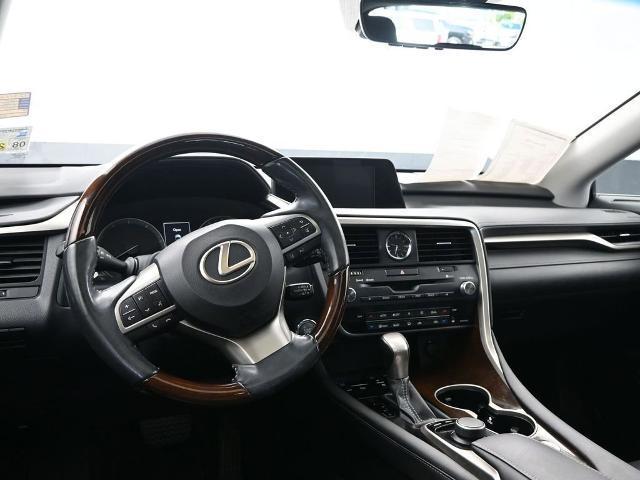 Photo of 2019 White Lexus RX 350