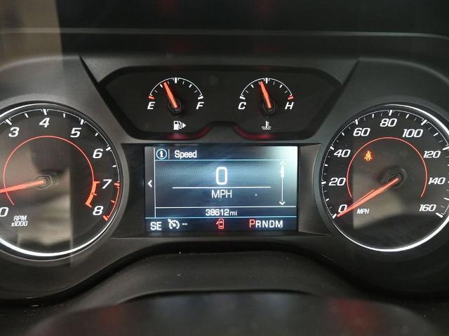 Photo of 2023 Summit White Chevrolet Camaro