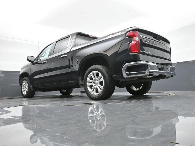 Photo of 2022 Black Chevrolet Silverado 1500