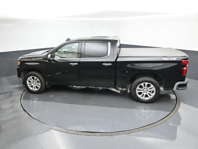Photo of 2022 Black Chevrolet Silverado 1500