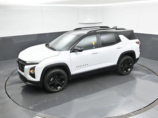 Photo of 2026 Summit White Chevrolet Equinox