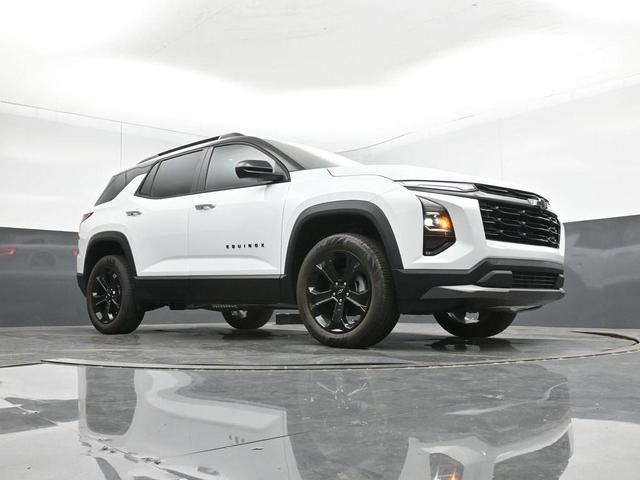 Photo of 2026 Summit White Chevrolet Equinox