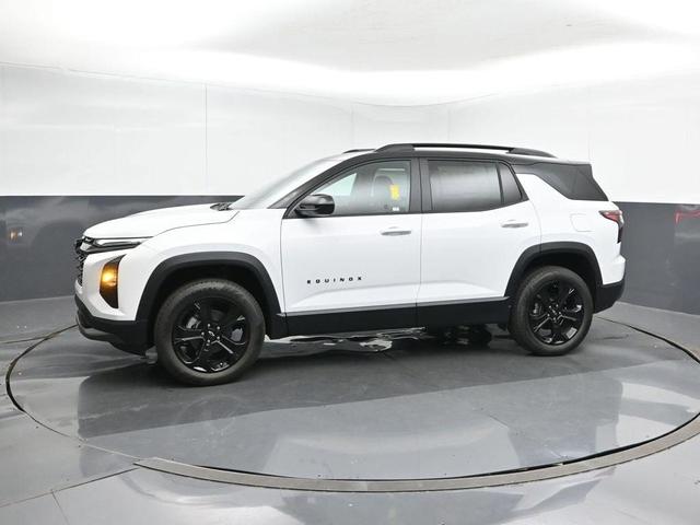 Photo of 2026 Summit White Chevrolet Equinox