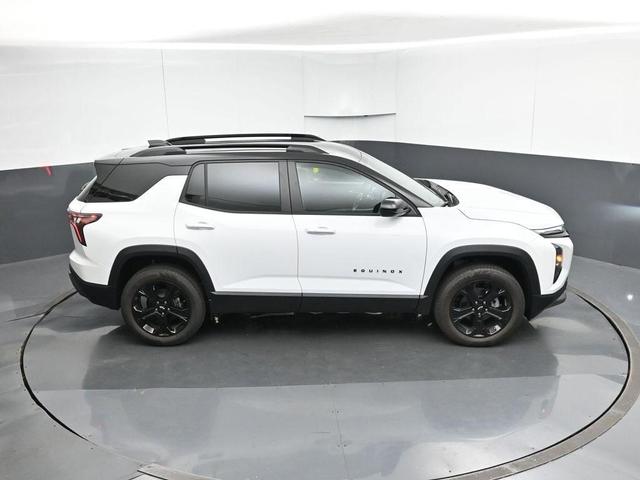 Photo of 2026 Summit White Chevrolet Equinox