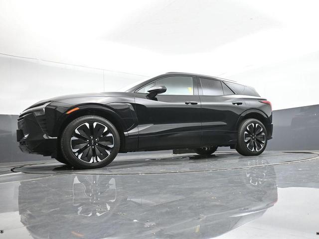 Photo of 2025 Black Chevrolet Blazer EV