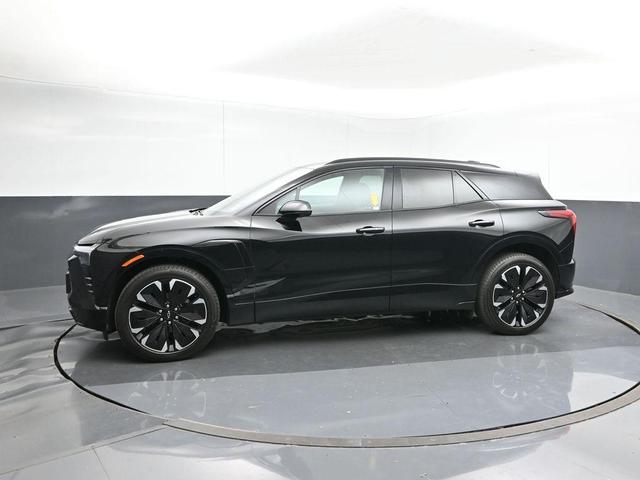 Photo of 2025 Black Chevrolet Blazer EV