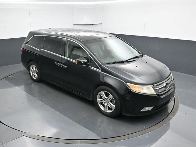 Photo of 2013 Black Honda Odyssey