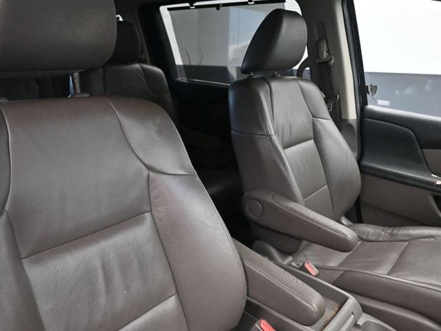 Photo of 2013 Black Honda Odyssey
