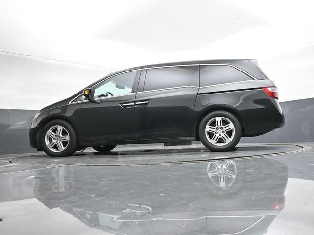 Photo of 2013 Black Honda Odyssey