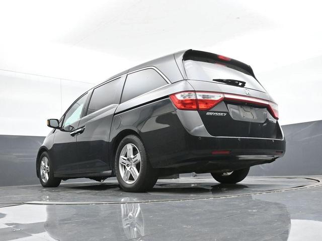Photo of 2013 Black Honda Odyssey