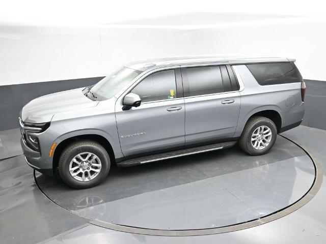 Photo of 2025 Sterling Gray Metallic Chevrolet Suburban
