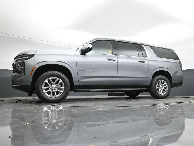 Photo of 2025 Sterling Gray Metallic Chevrolet Suburban