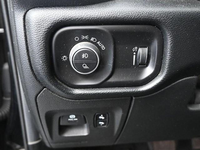 Photo of 2020 Diamond Black RAM 1500