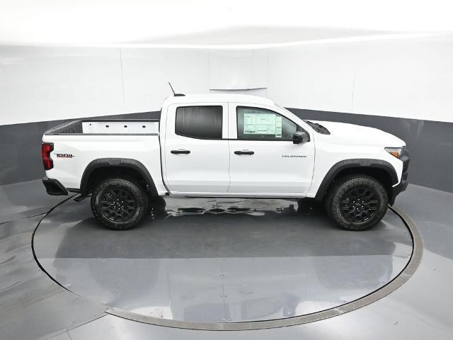 Photo of 2026 Summit White Chevrolet Colorado