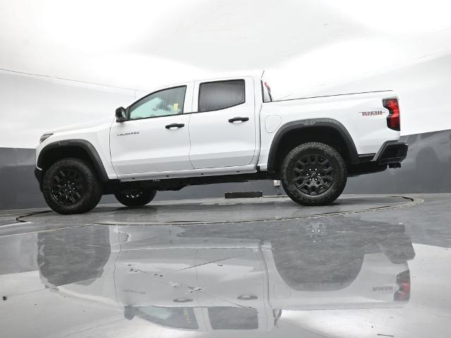 Photo of 2026 Summit White Chevrolet Colorado