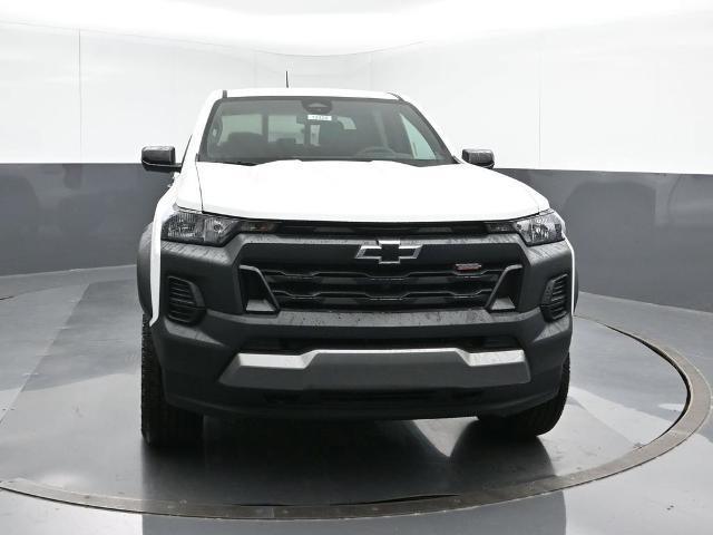 Photo of 2026 Summit White Chevrolet Colorado