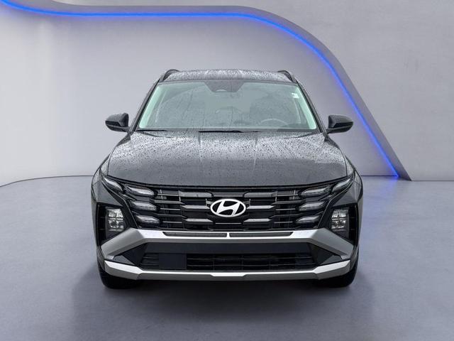 Photo of 2025 Phantom Black Hyundai TUCSON