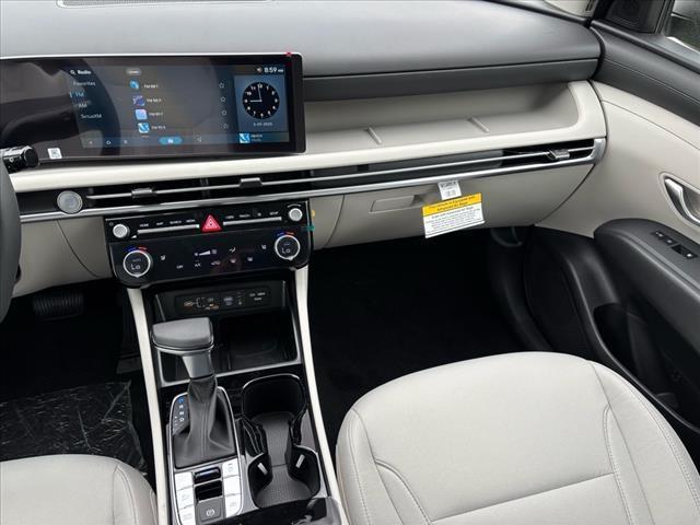 Photo of 2025 Phantom Black Hyundai TUCSON