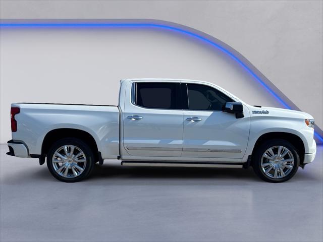 Photo of 2024 Iridescent Pearl Tricoat Chevrolet Silverado 1500