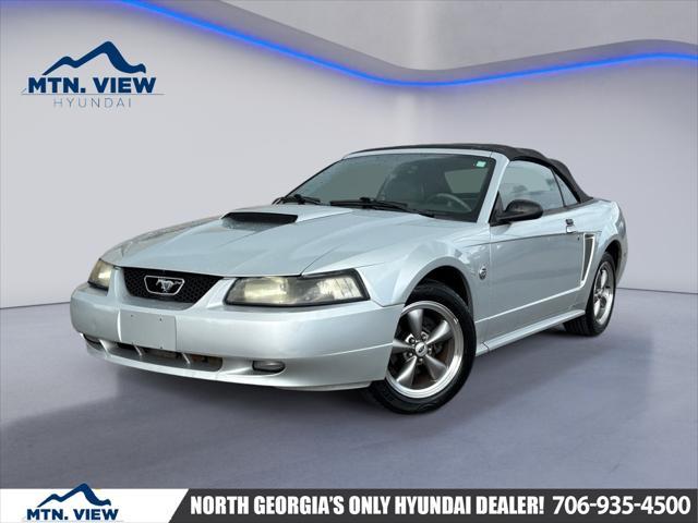 2004 Ford Mustang