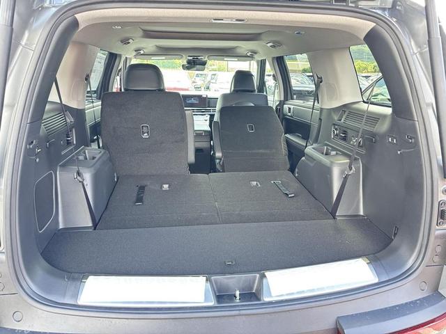 Photo of 2026 Hampton Gray Hyundai SANTA FE