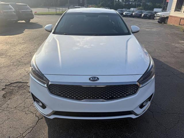 Photo of 2018 White Kia Cadenza