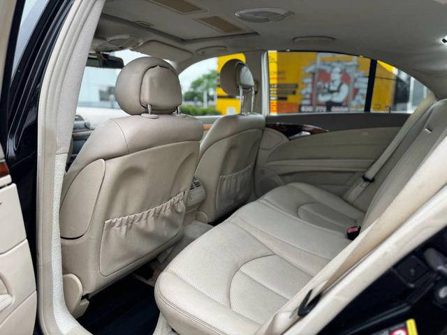 Photo of 2005 Black Mercedes-Benz E-Class