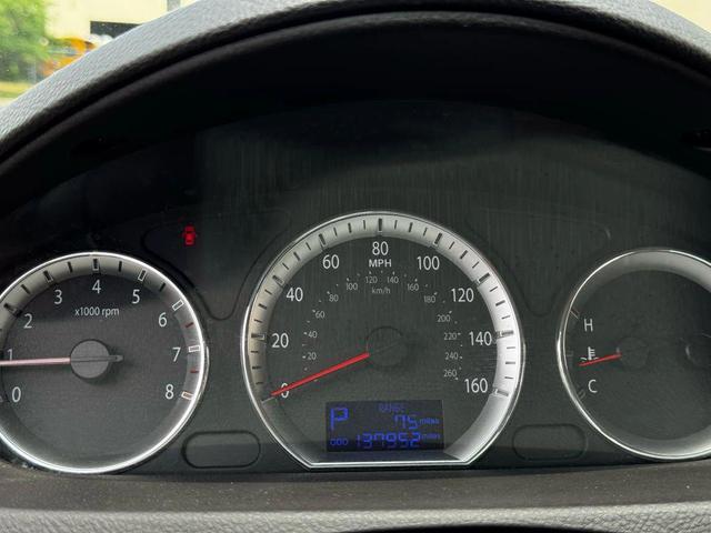 Photo of 2010 Radiant Silver Metallic Hyundai SONATA