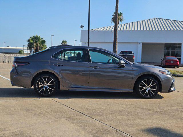 Photo of 2023 Predawn Gray Mica Toyota Camry
