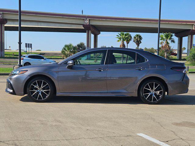 Photo of 2023 Predawn Gray Mica Toyota Camry