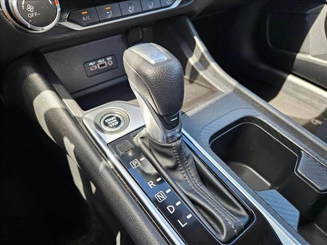 Photo of 2023 Gun Metallic Nissan Sentra