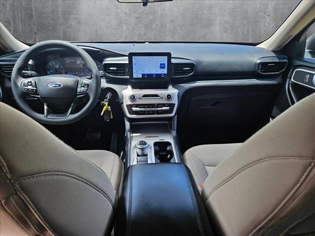 Photo of 2021 Agate Black Metallic Ford Explorer