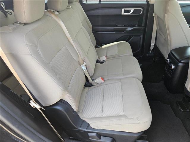 Photo of 2021 Agate Black Metallic Ford Explorer