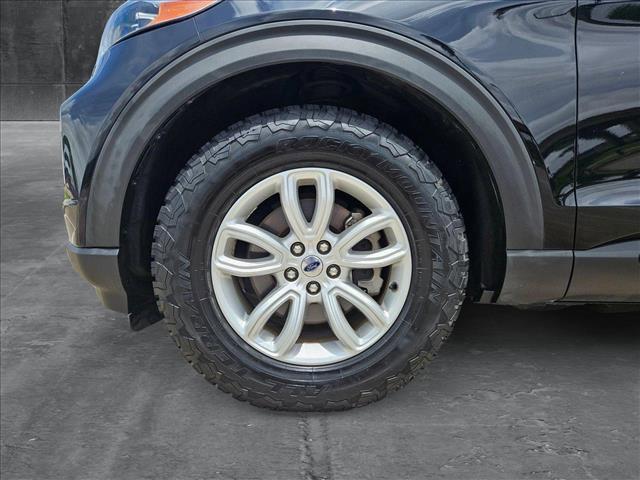 Photo of 2021 Agate Black Metallic Ford Explorer