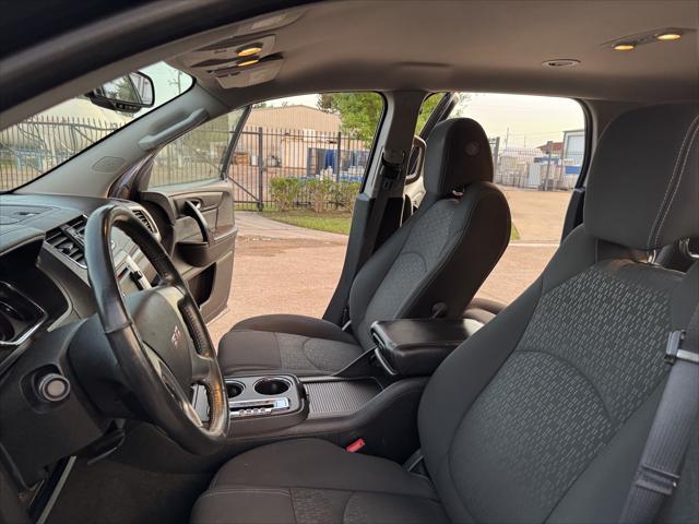 Photo of 2013 Cyber Gray Metallic GMC Acadia