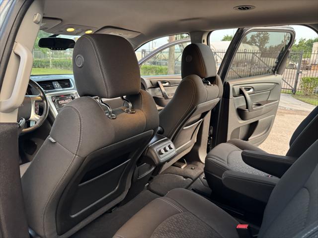 Photo of 2013 Cyber Gray Metallic GMC Acadia