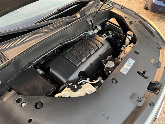 Photo of 2013 Cyber Gray Metallic GMC Acadia