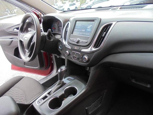 Photo of 2018 Maroon Chevrolet Equinox