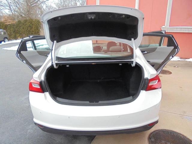 Photo of 2024 Summit White Chevrolet Malibu