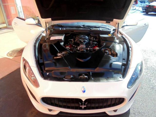 Photo of 2017 White Maserati GranTurismo
